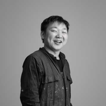 アーティスト 奥亀屋一慶氏のポートレート